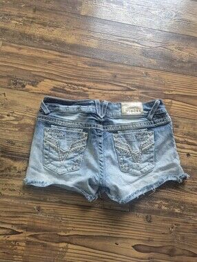 Vigoss Mid Rise The Dublin Short Size 9
